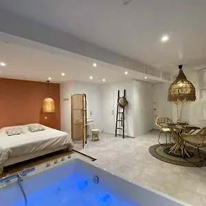 https://studio-cosy-avec-balneotherapie.hotels-rhonealpes.com