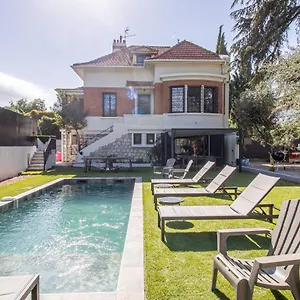 https://villa-404-marseille-bd-michelet-proximit-stadechanotcalanques.fr-provencehotel.com