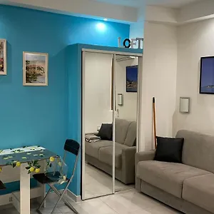 https://studio-rue-pitonne-proche-plage.fr-provencehotel.com